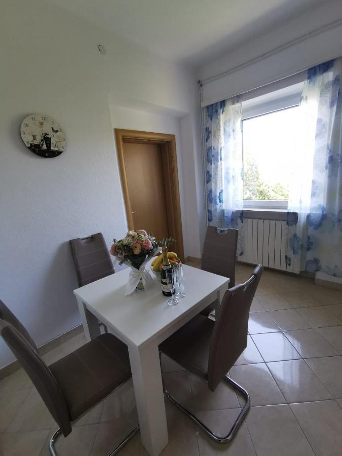 Apartment Cirko Kaštela Zewnętrze zdjęcie