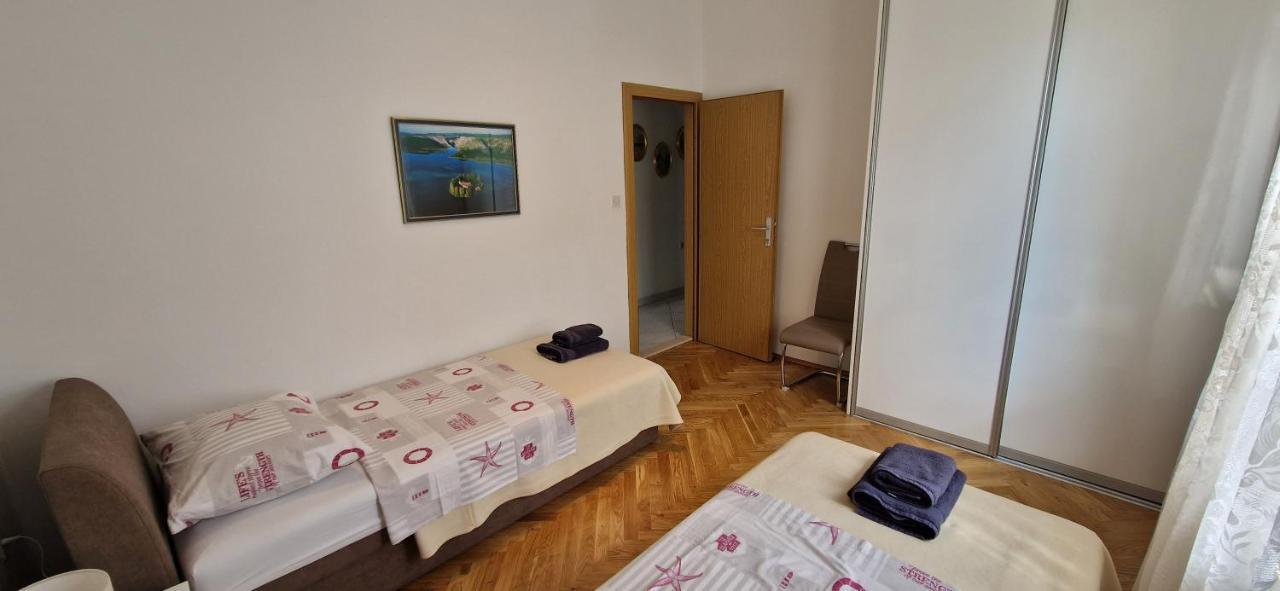 Apartment Cirko Kaštela Zewnętrze zdjęcie