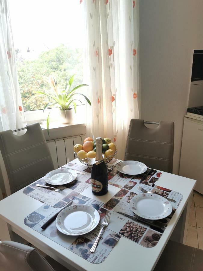Apartment Cirko Kaštela Zewnętrze zdjęcie